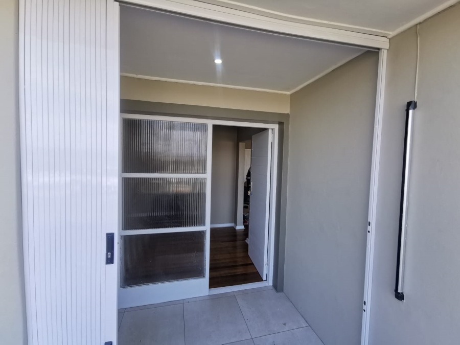 3 Bedroom Property for Sale in Van Riebeeck Hoogte Eastern Cape